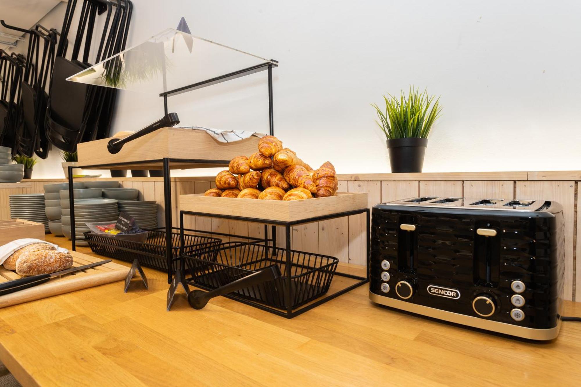Hektor Design Hostel Tartu Eksteriør bilde